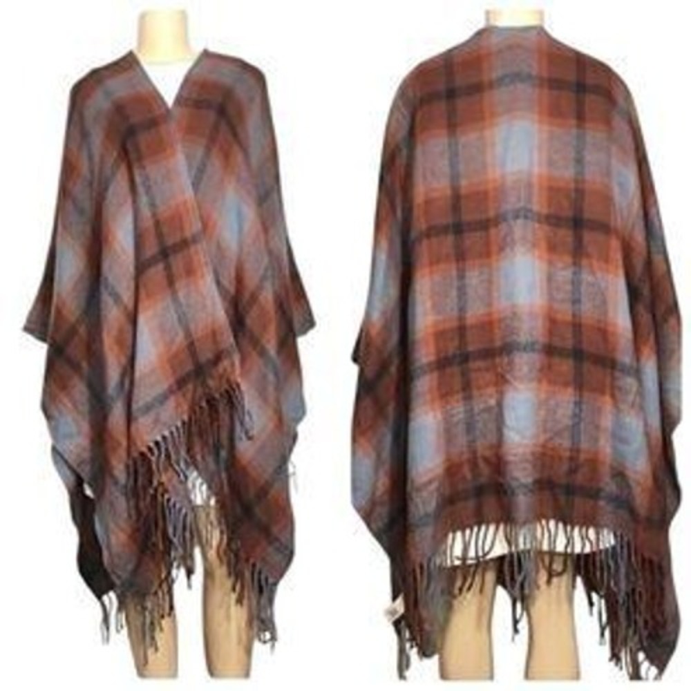 NEW Soft Surrounds Checkmate Poncho Blue Rust Plaid Fringed Wrap One Size - Picture 2 of 11